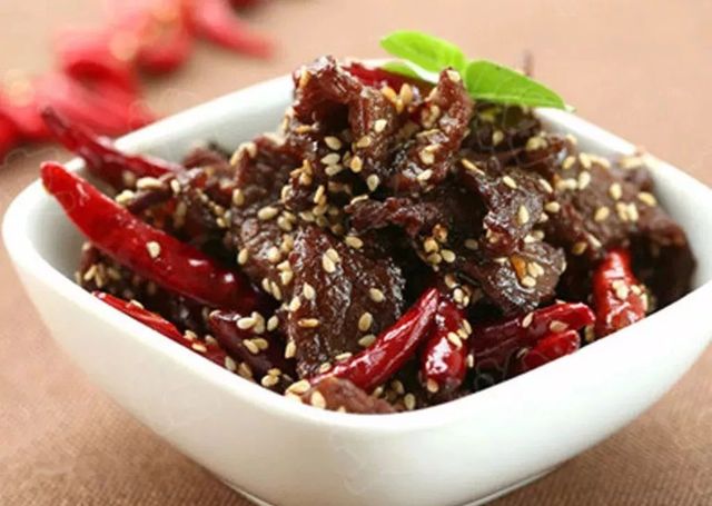 网购28款网红零食，究竟谁是最值得囤的年货？