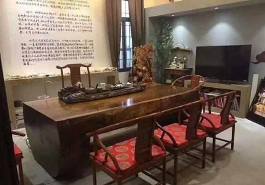 全中国家具城的“黑幕”:标价6.6万的大板,出厂价不到5000!