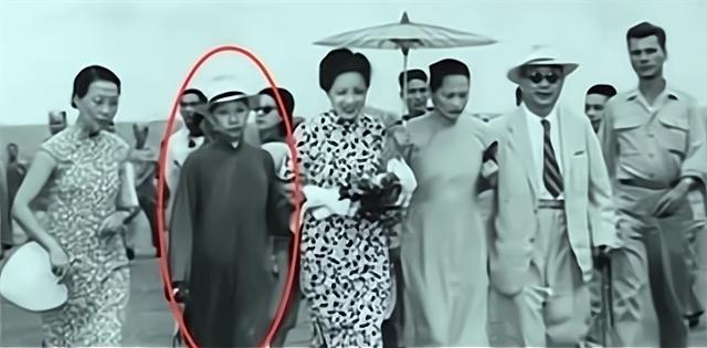 孔令伟是宋美龄和谁的孩子,孔令伟与宋美龄照片