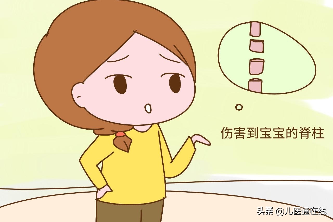 如何避免六个月宝宝脊柱侧弯,什么原因会导致宝宝脊柱侧弯