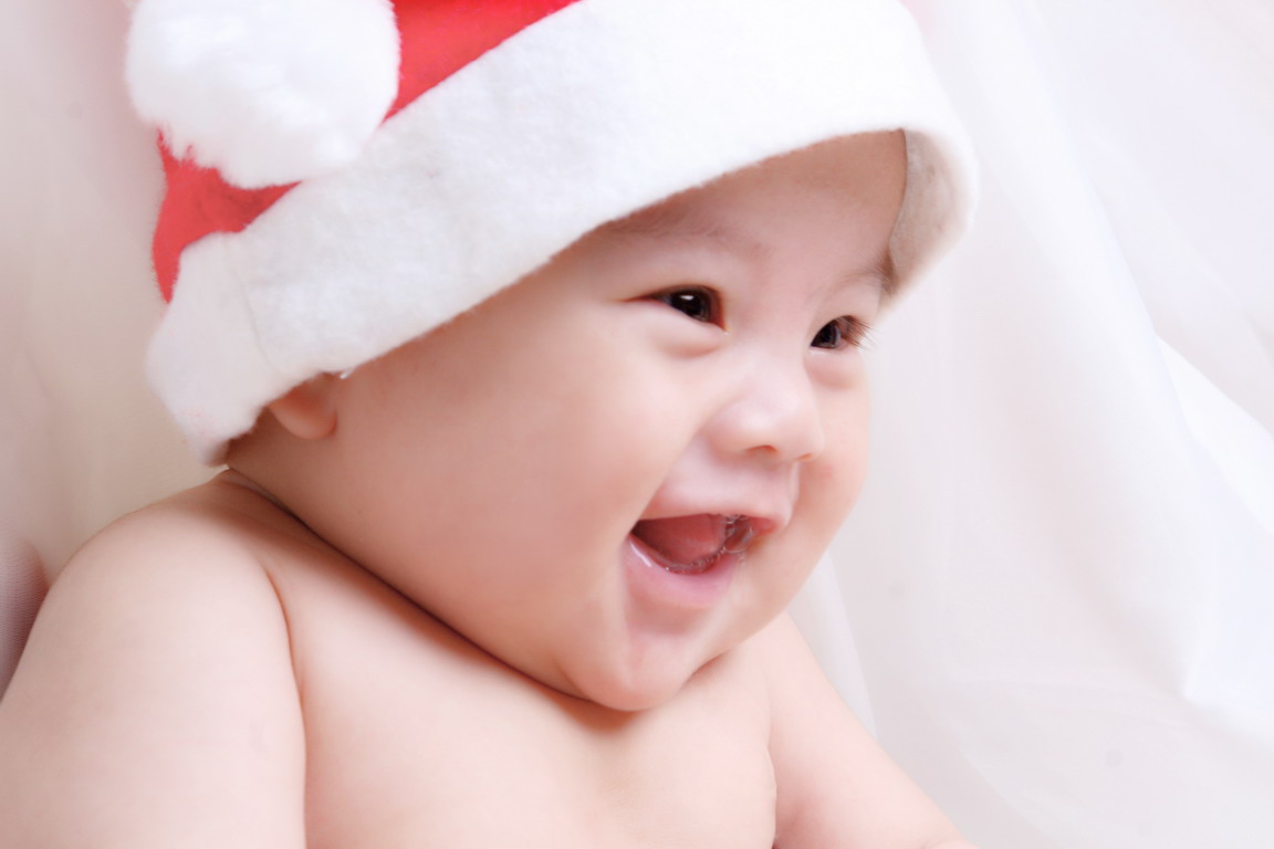 四维彩超看到娃脸大鼻子扁,孕妈有点失落,生出来发现完美翻盘