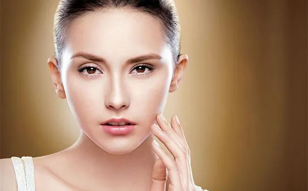 95%的女人都应该知道，100片面膜也比不上一次拨筋