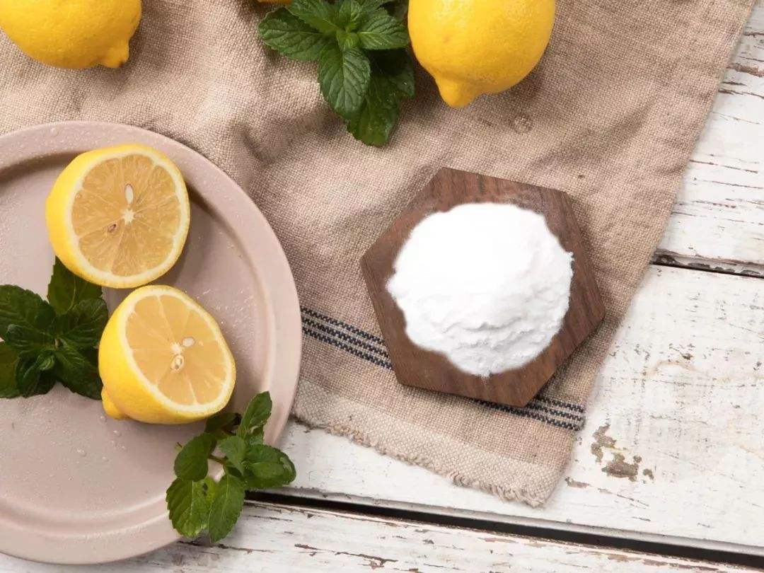 小苏打怎样浇花叶子变绿,小苏打养花方法花叶子发黄怎么办