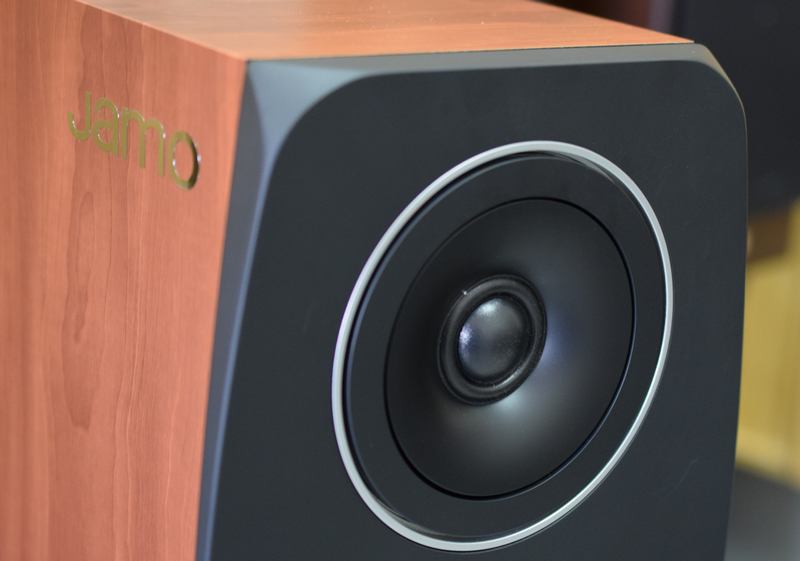 谁才是性价比之王？德法丹美五款入门HIFI书架箱对比横评