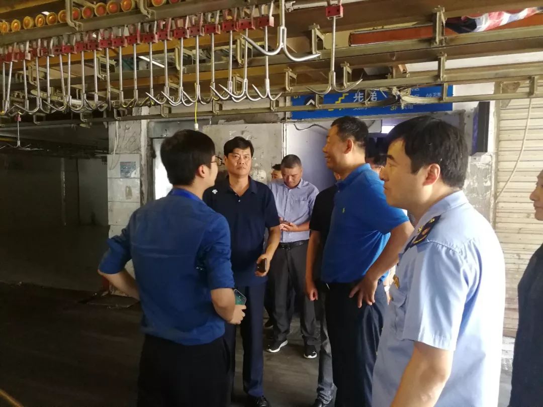 护卫“肉肉”，南京的这只监管队伍真“来斯”！