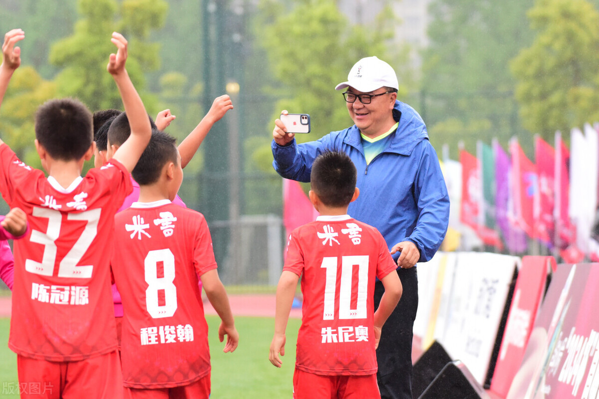 董路评价徐根宝,董路老师徐根宝