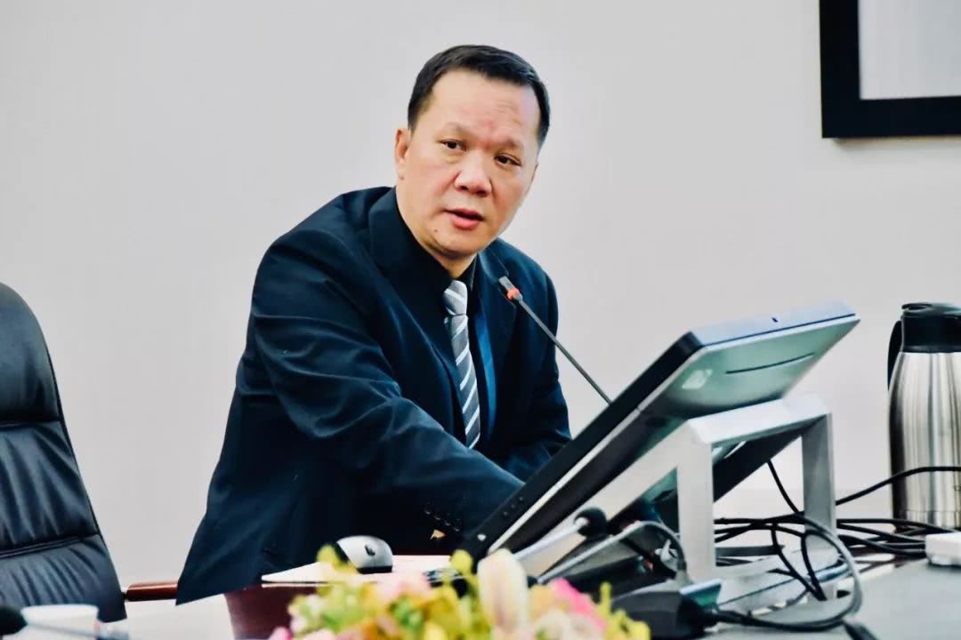 新浪微博文图直播ACT国际课程联盟成立大会