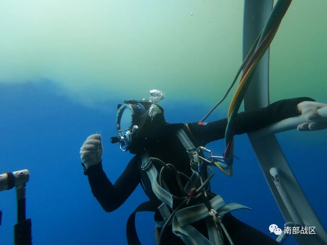 大深度减压潜水,大深度饱和潜水试验