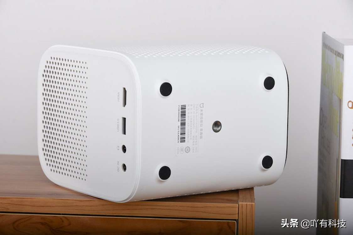 小米投影仪青春版2用什么幕布,小米投影仪青春版2和坚果g9