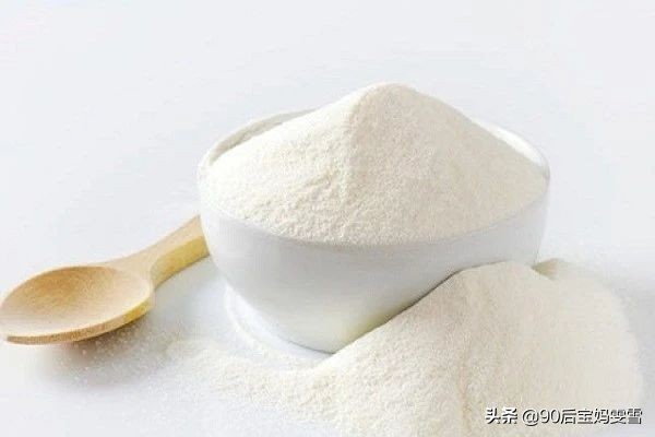 一罐奶粉四五百,一罐奶粉养不起了