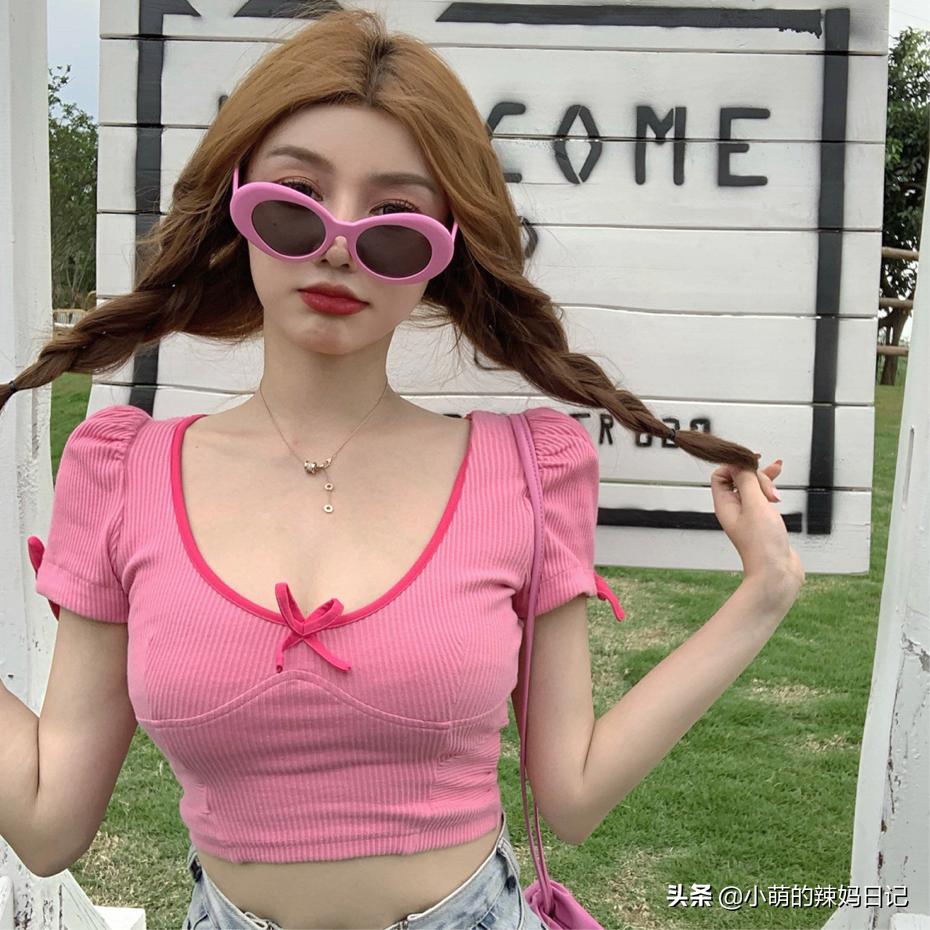 145-150矮个子露脐t恤个性,今年最时髦的t恤穿法都在这了
