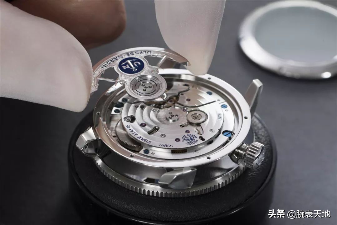 自动机械表一天误差三十秒,名牌机械表一天误差五分钟正常吗