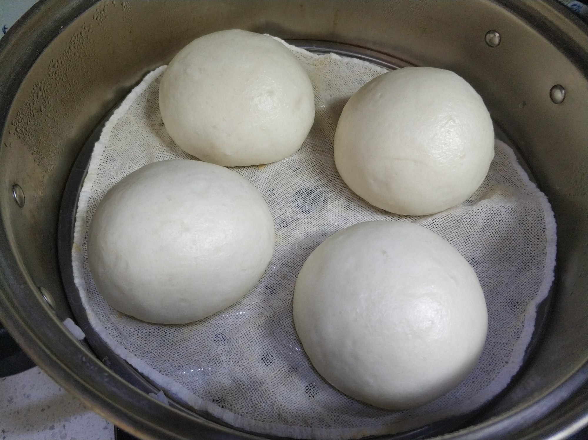 蒸馒头无酵母发面的技巧,酵母发面馒头塌陷怎么办