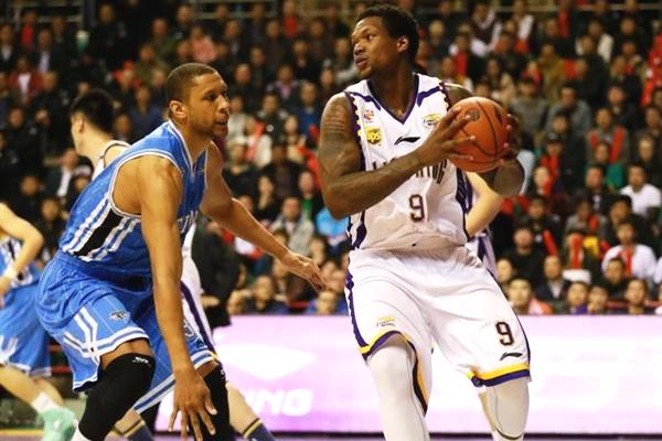 辽宁男篮队员背后的故事,辽宁男篮的故事