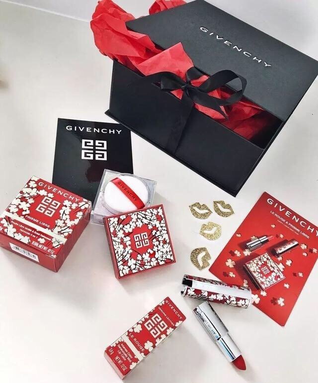 猪猪女孩彩妆教程 (新年限定彩妆集合)