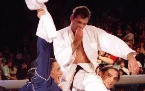 ufc霍伊斯格雷西,霍伊斯格雷西早期ufc