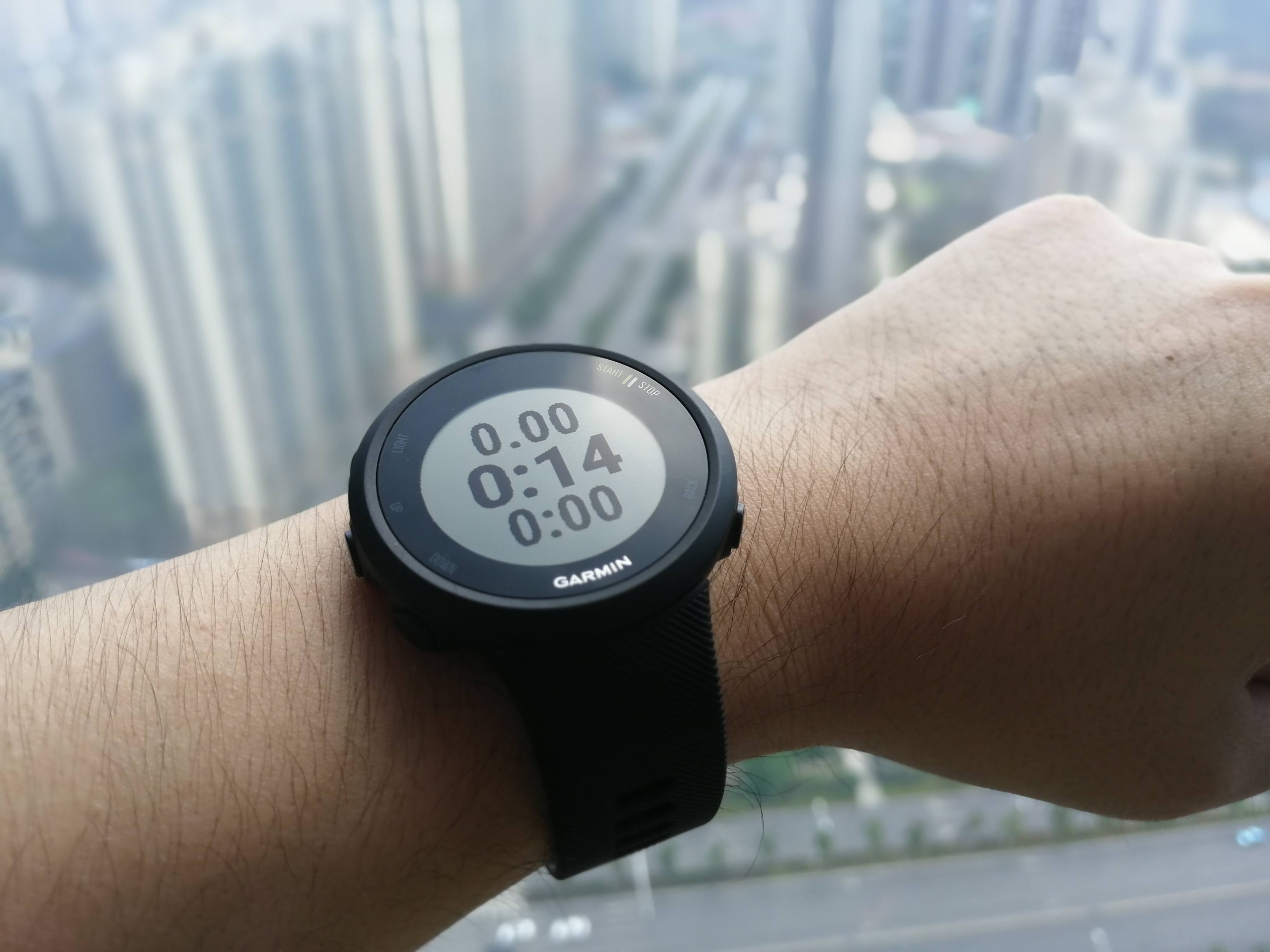 garmin佳明enduro户外运动手表 (不爱运动可以戴佳明手表吗)