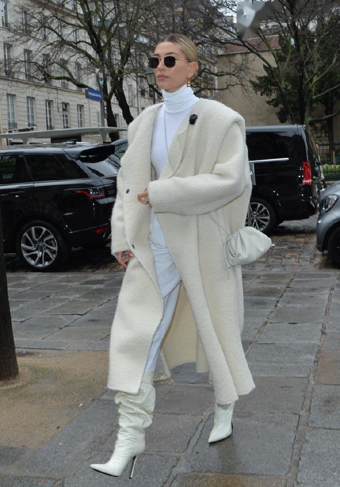 这4款包包背出去一定会被夸好看,这五款秋冬包包潮的让人心动