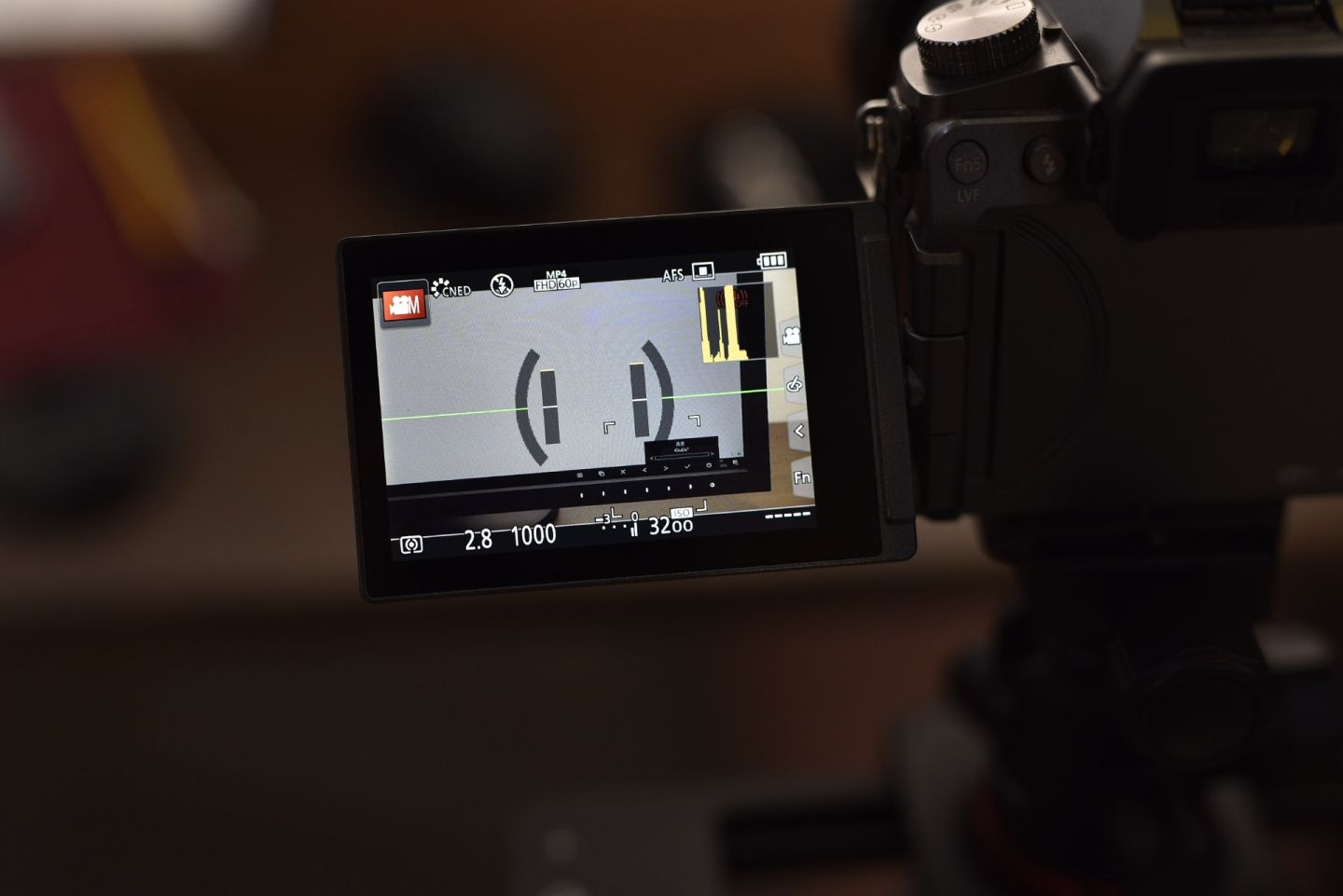 艺卓cs2740显示器亮度设置为多少,艺卓入门级2460显示器值得买吗