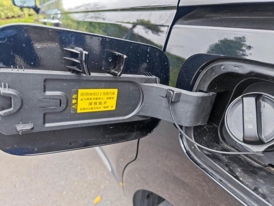 起亚7座mpv嘉华和塞纳,起亚7座mpv嘉华的价格