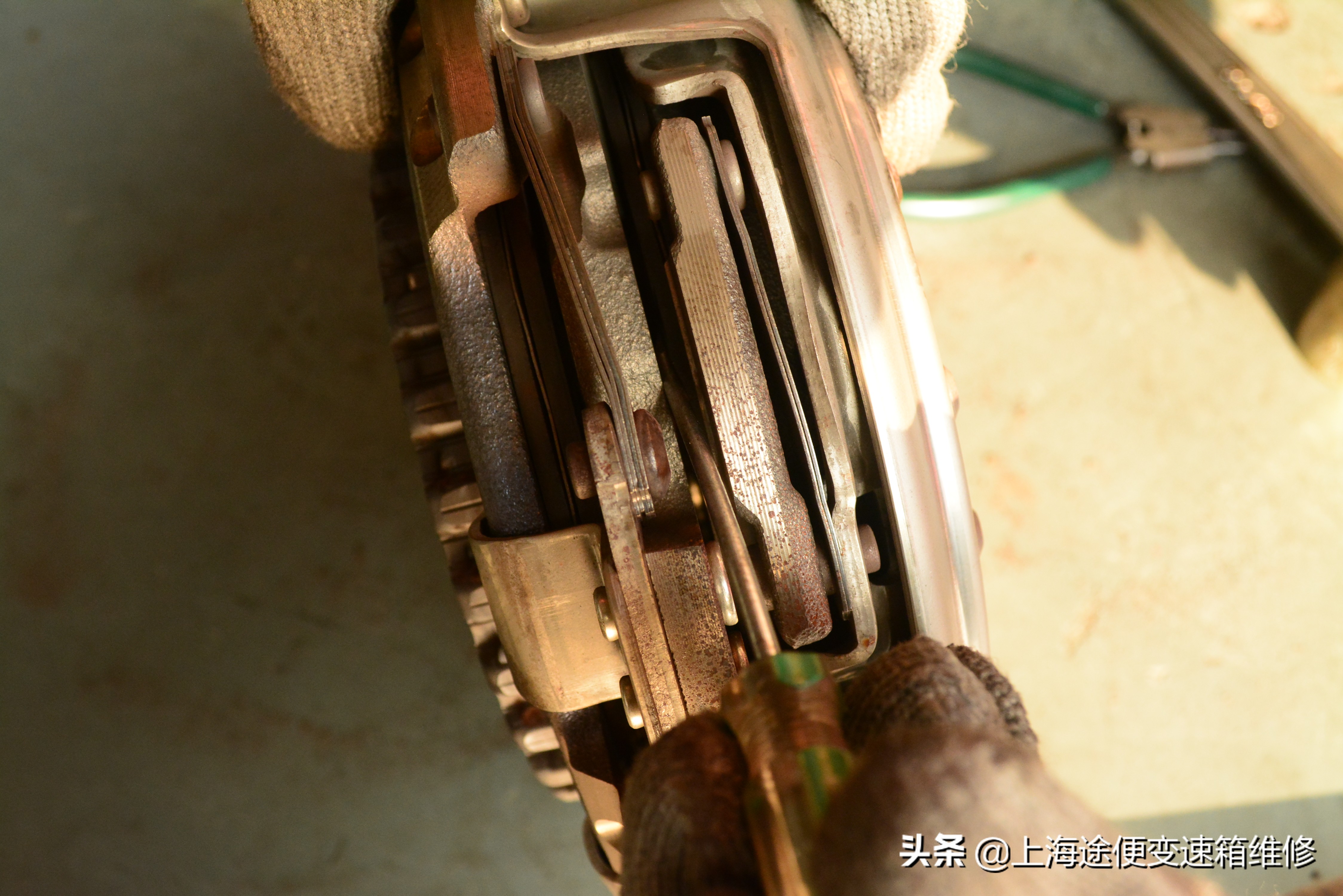 高尔夫dq200干式双离合报6挡故障,高尔夫dq250变速箱