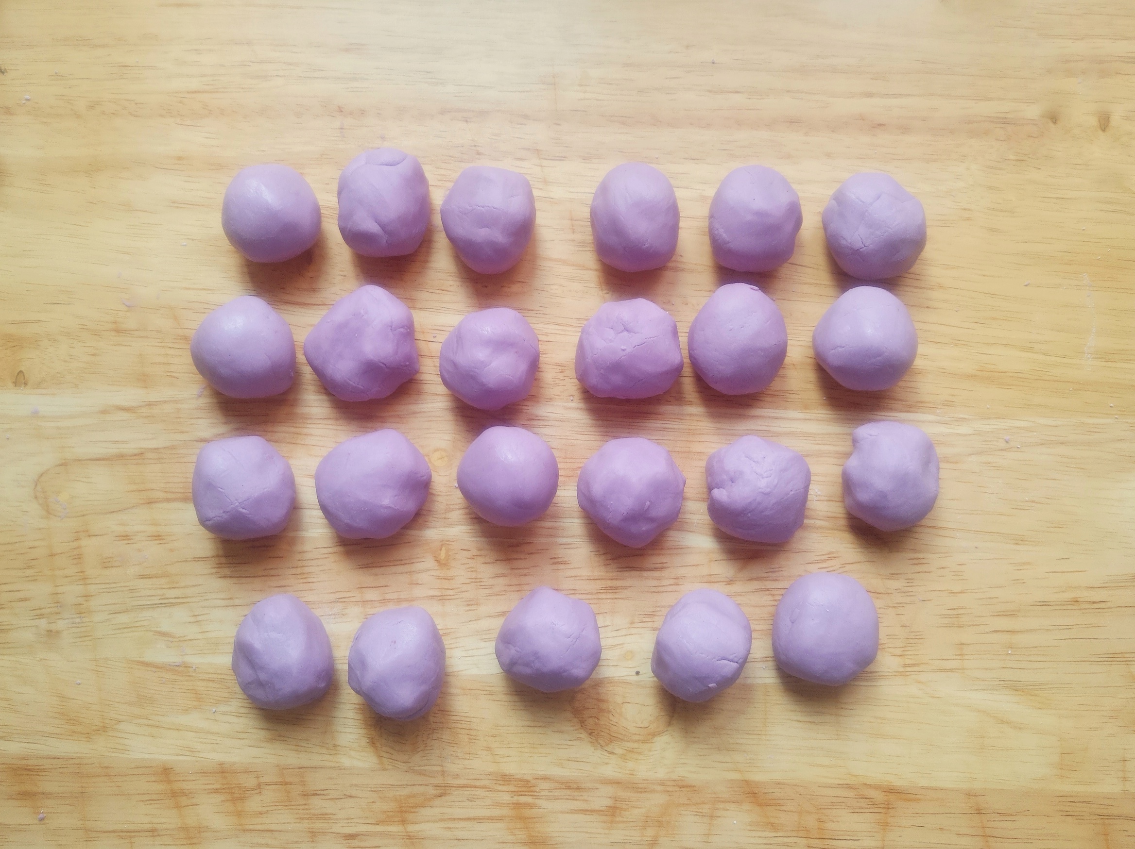 空心大麻球的炸制过程关键是什么,麻球怎么炸才又大又松又不瘪