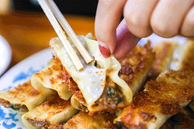 锅贴饺子四新道店,上海闵行开了几十年的锅贴店