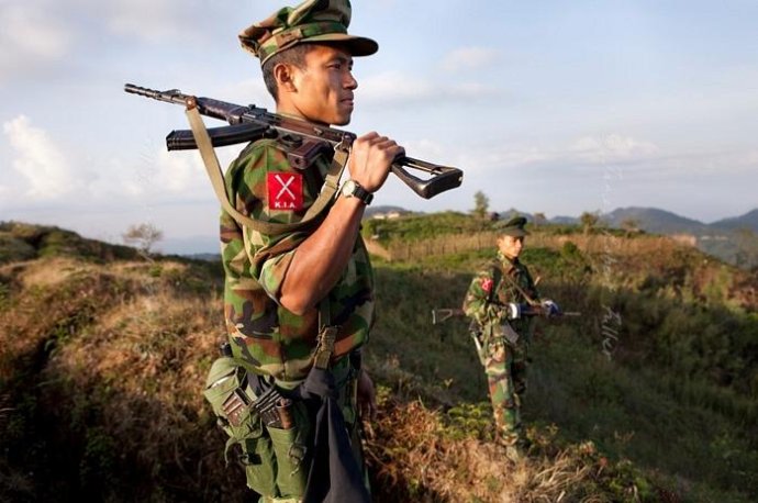 缅甸每年给佤邦多少军费,缅甸果敢同盟军的军费和武器来源