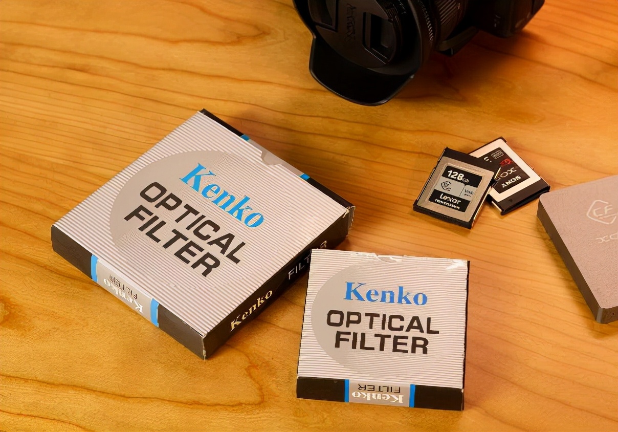 尼康z6用cfe-a还是b存储卡,尼康z6买xqd卡还是cfe卡