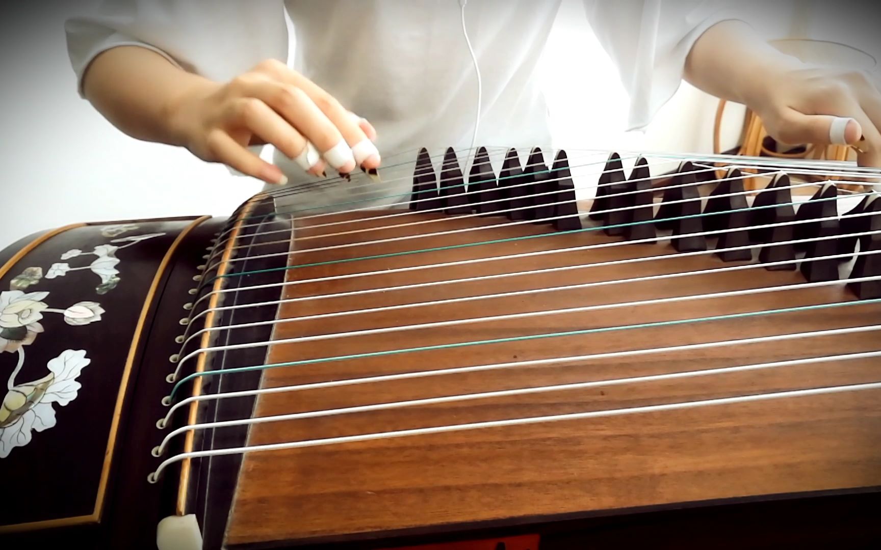 零基础学习古筝一年达到什么水平,怎么让孩子学古筝