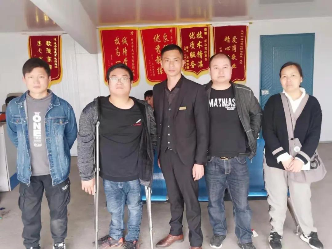 最新残疾人学车驾校学费多少,附近哪里有残疾人学车驾校