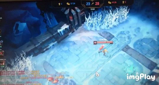 lol上单石头人对线杰斯,lol上单石头人出装天赋