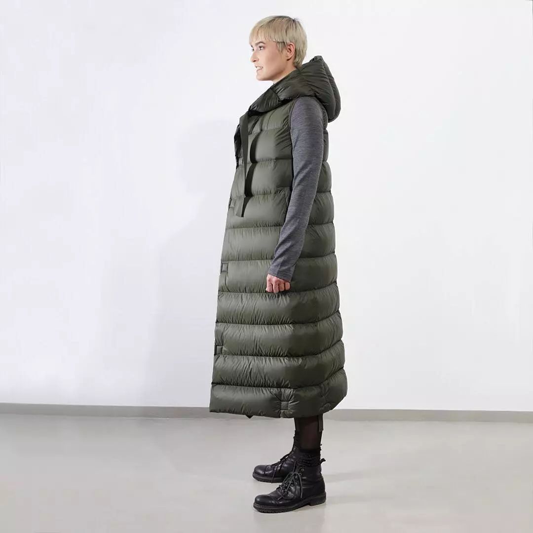 双十一大牌羽绒服打折,双十一购物狂欢节冲锋衣冬