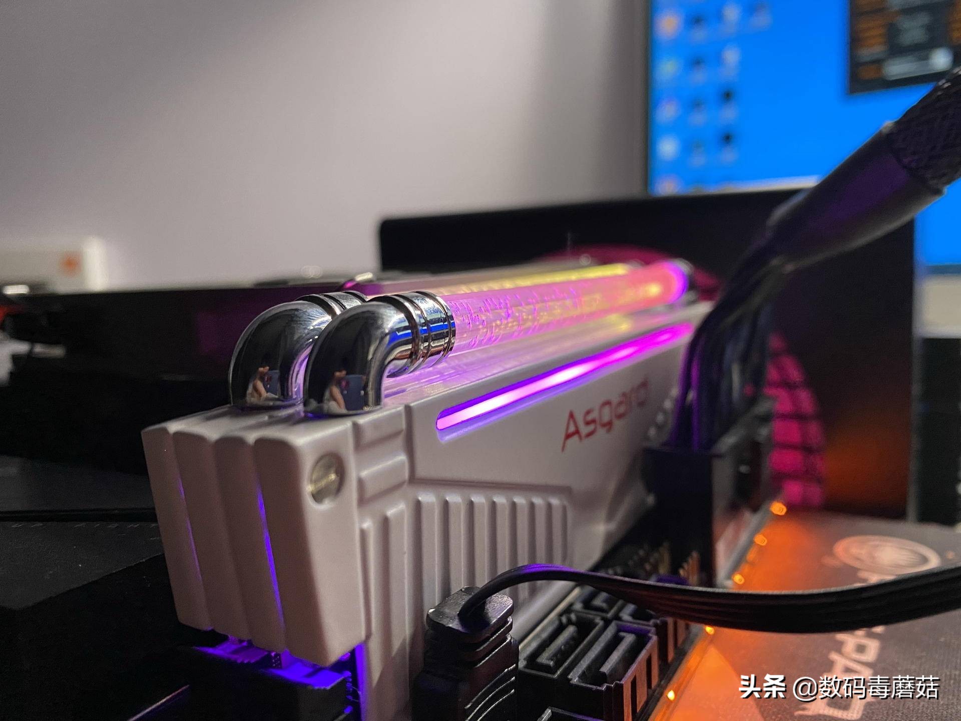 幻光戟OUT了：阿斯加特洛极W3ARGB内存测试报告