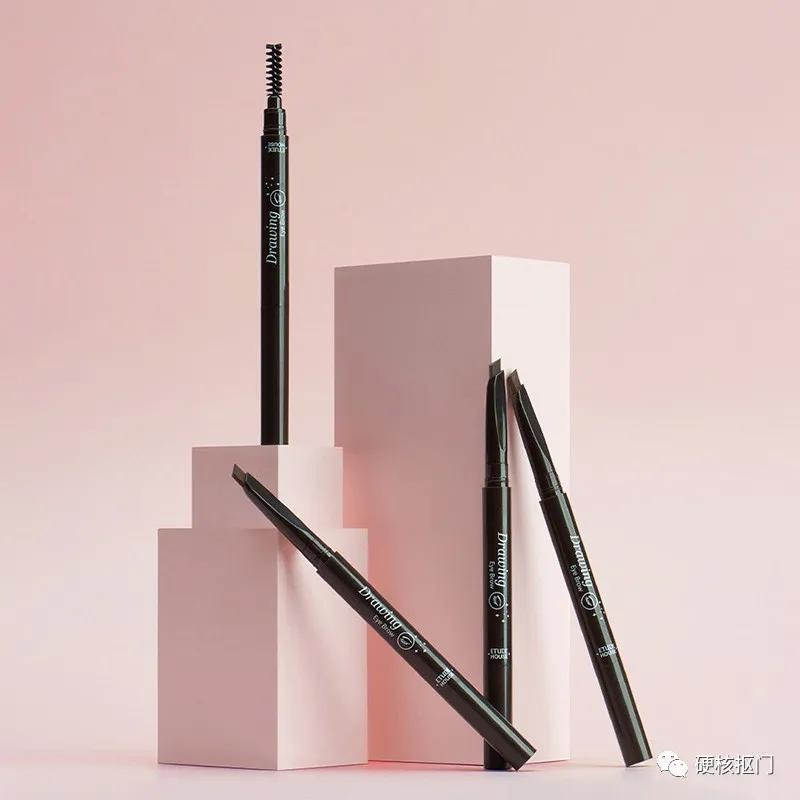 入坑的第一套彩妆推荐哪个,极简必备彩妆推荐哪款好用