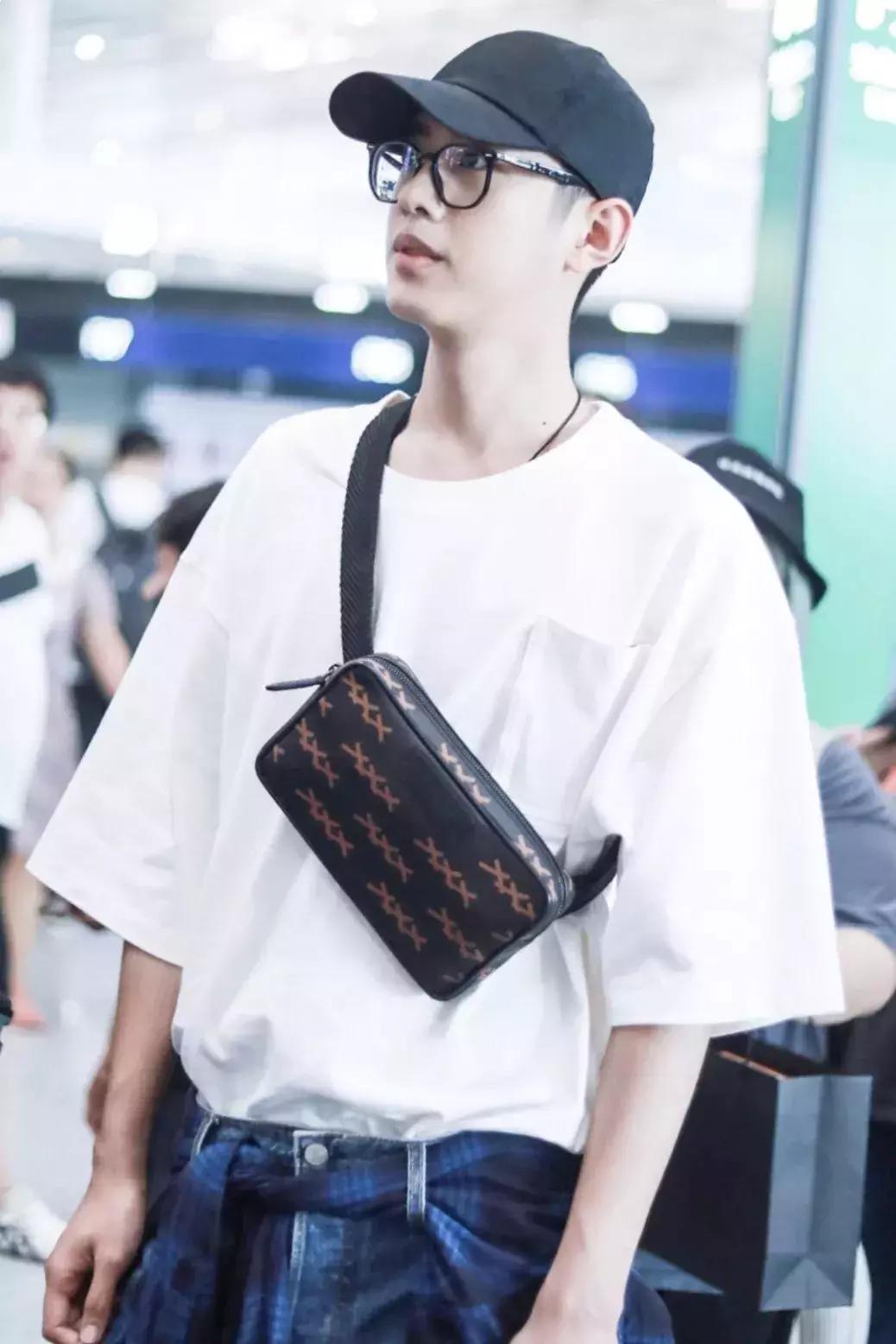 XXOO已经过时了,直男们现在最爱的是XXX!