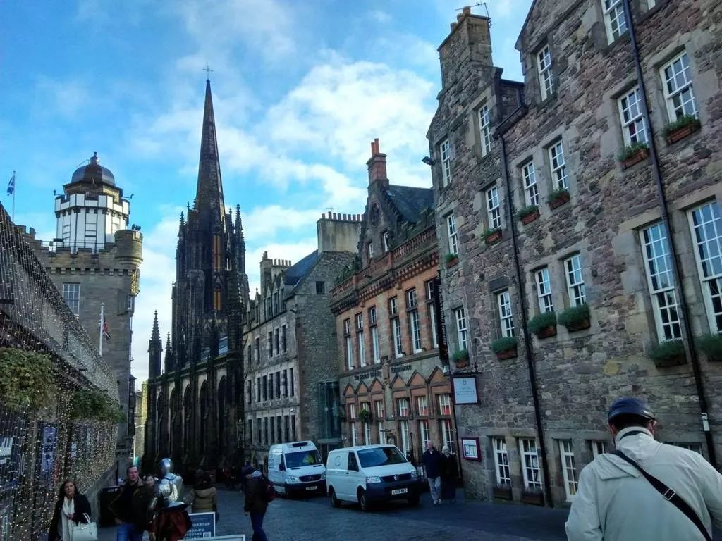 坤鹏论,坤鹏论保险股