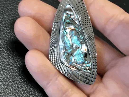 千元guccilv店,一万元买lv还是gucci