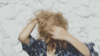 卷发老气怎么补救,直发显年轻卷发显老气