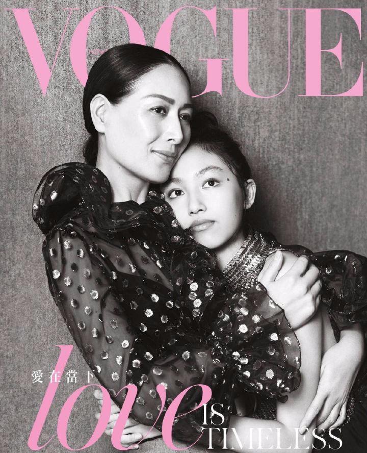 任达华老婆琦琦穿绿色亮片短裙,任达华妻子琦琦同款衣服