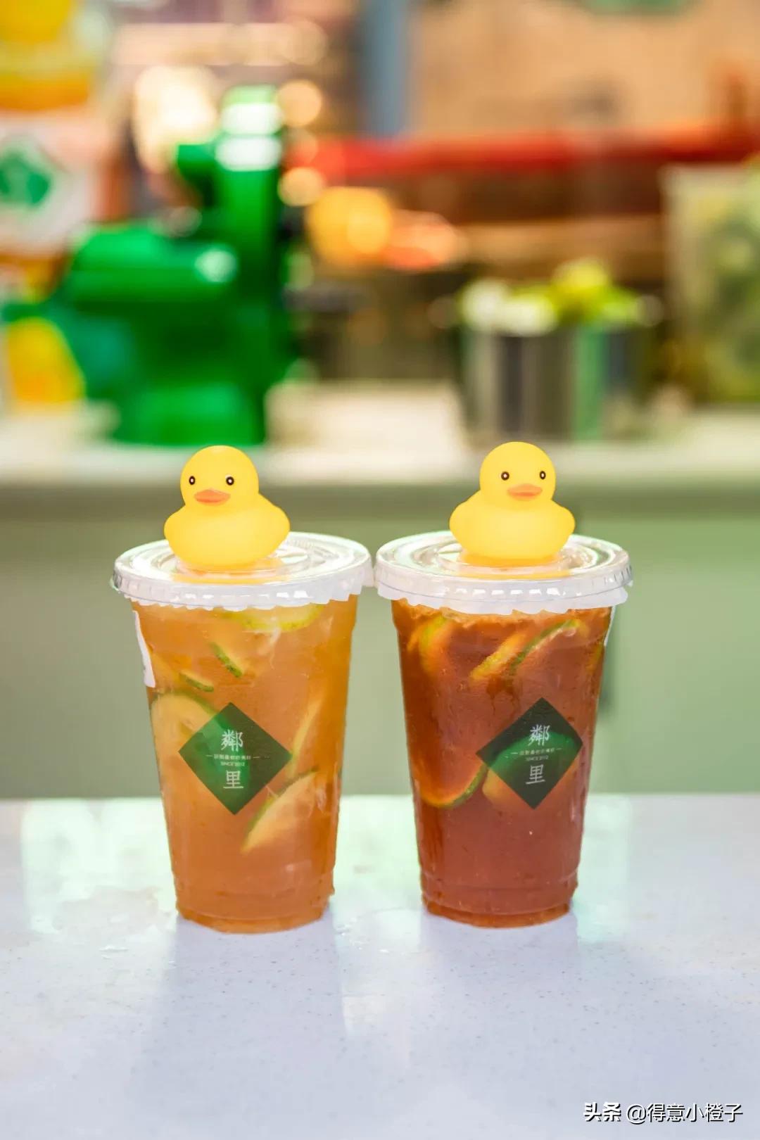 天热了就馋这一口热气腾腾的火锅,天热了就馋这碗冰爽的芋圆水果捞