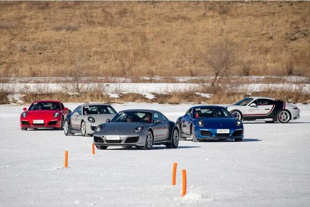 保时捷911冰面上漂移,保时捷汽车911玩雪