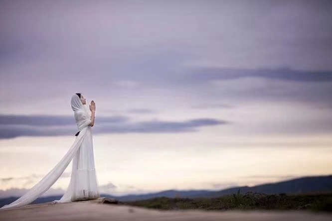 余生不长好好对待至亲至爱的人,好好珍惜那个至亲至爱的人