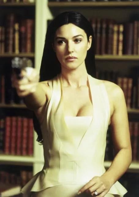 意大利国宝莫妮卡贝鲁奇,意大利国宝女神莫妮卡贝鲁奇歌曲