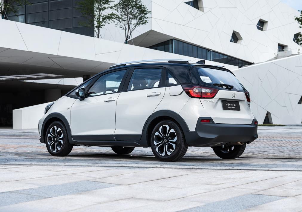 飞度换代了选别的车型,买2020款飞度还是换代飞度