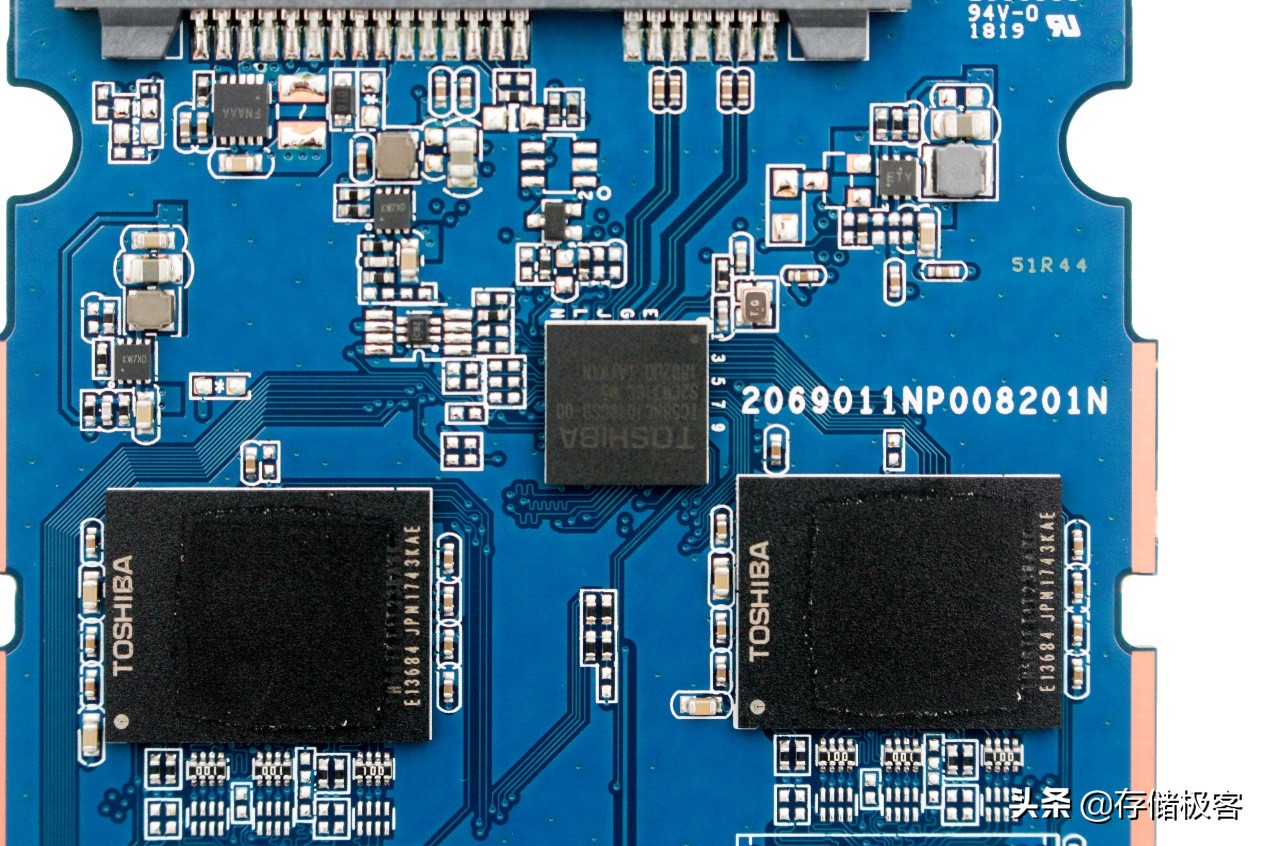 固态硬盘闪存大揭秘,固态硬盘细节高清图
