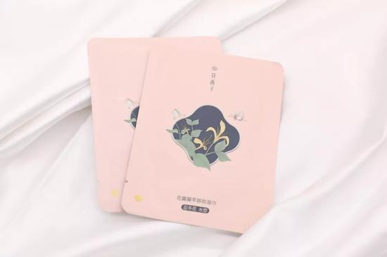 卸妆巾评测|月销20万+的花西子表现如何？