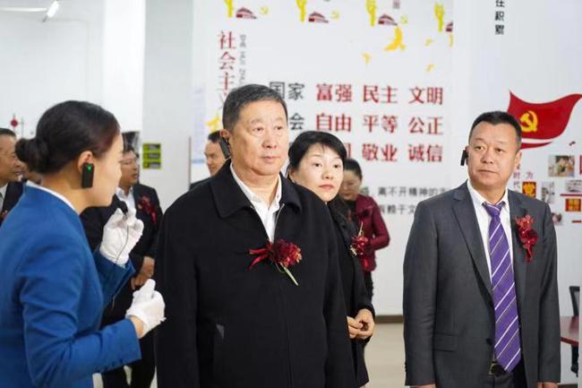 关爱青少年健康成长教育基地,关爱青少年健康成长中心教育基地