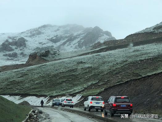 青藏高原修路的英雄,高原上的公路建设者