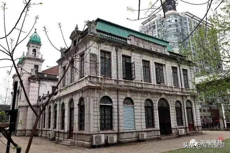 中国各地大型火车站详细样子,实拍中国最小火车站